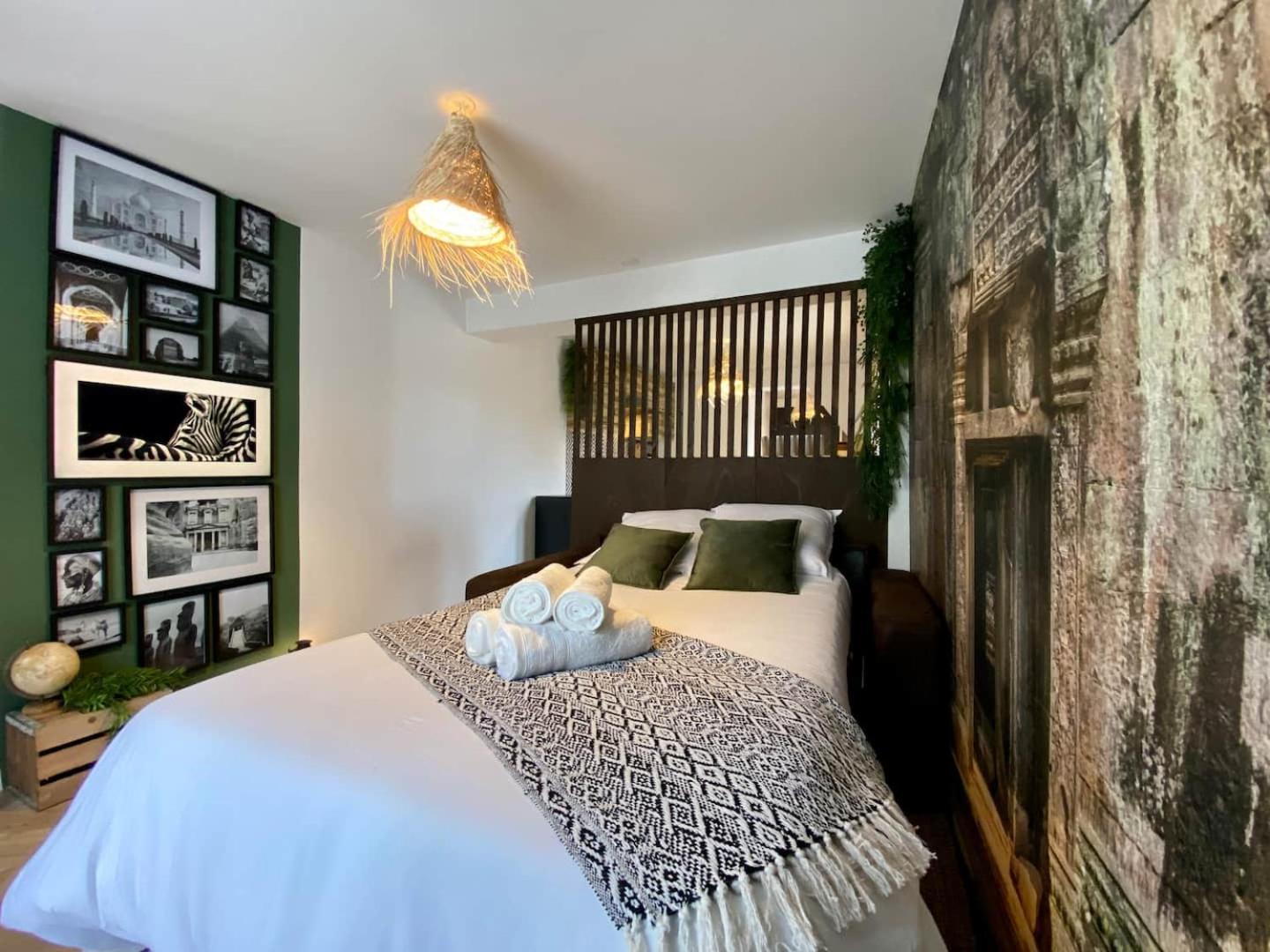 L'Expedition - Best Keys - Experience Unique - Deco Immersive - Lit Queen Size & Canape Convertible - Centre Ville - Netflix & Wifi Illimite - Check-In Autonome - Parking Gratuit Villeneuve-sur-Yonne Екстер'єр фото